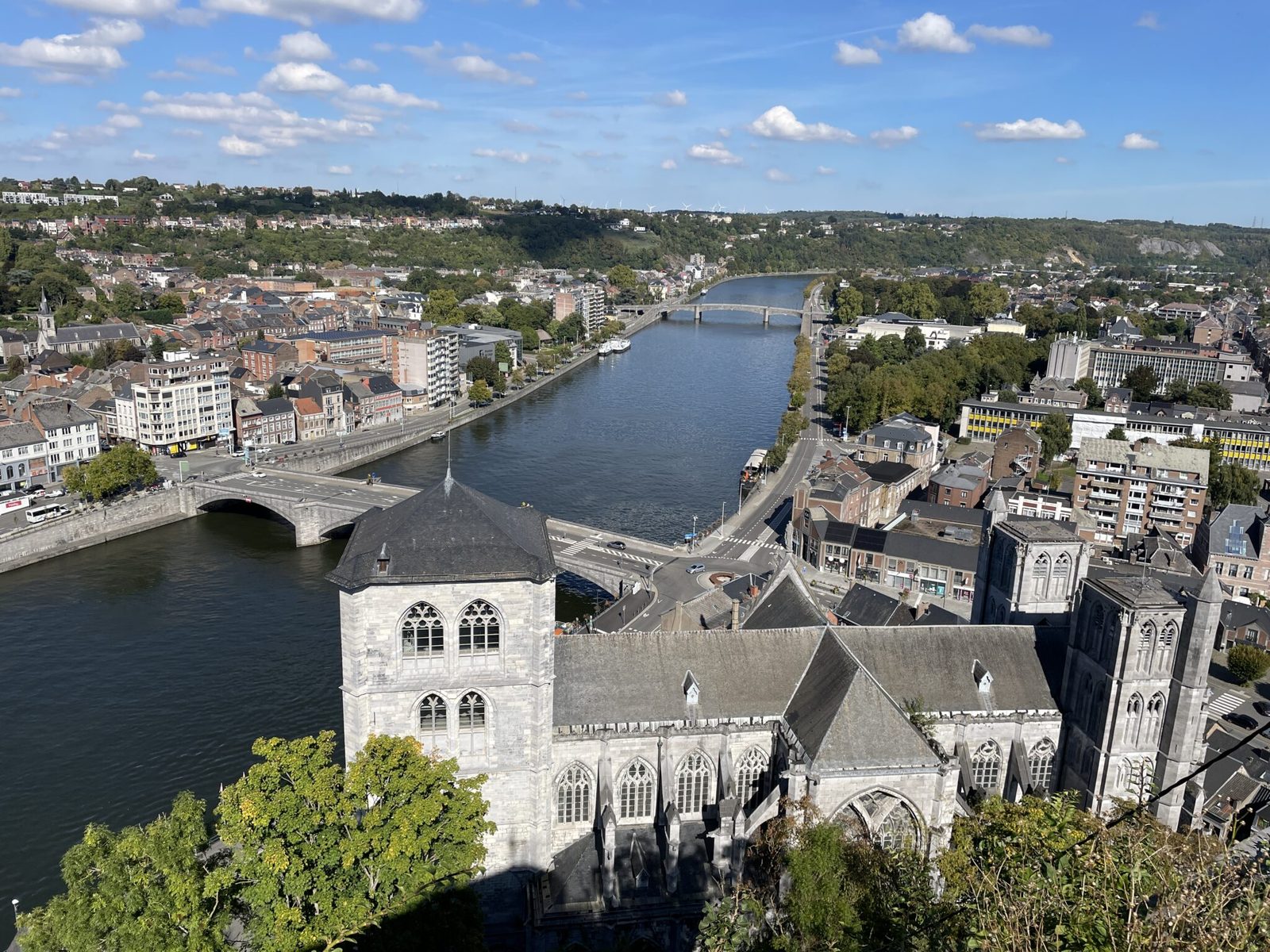 Panorama sur Huy et la Meuse