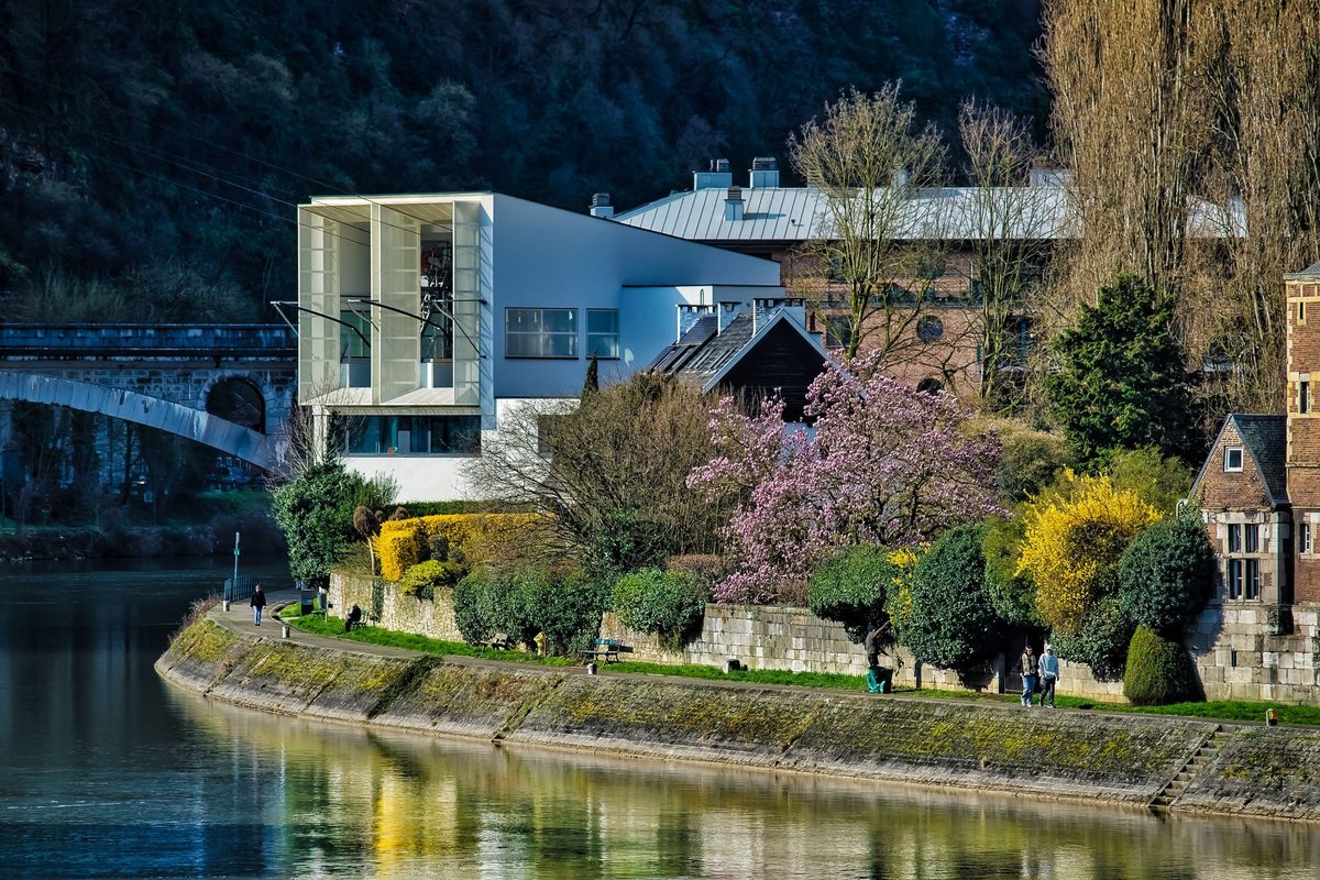La Station Bata au bord de la Meuse — point d'accueil de la balade